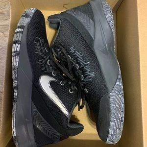 Nike Basketball Shoes